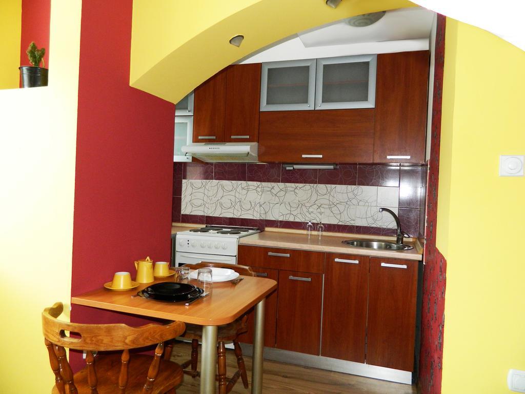 Hostel Kalonis Skopje Room photo
