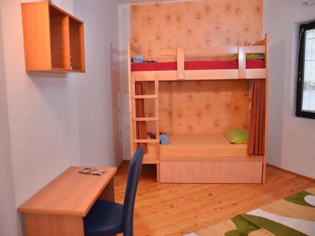 Hostel Kalonis Skopje Room photo