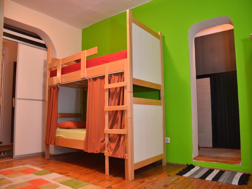 Hostel Kalonis Skopje Room photo